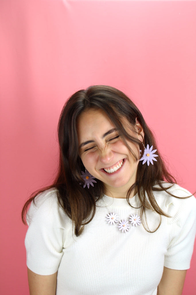Lilac Daisy Daisy Give Me Your Answer Do Necklace (Sterling Silver) - Sour Cherry