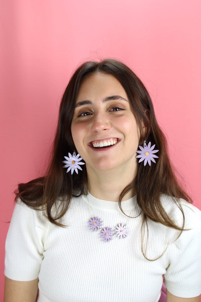 Lilac Daisy Daisy Give Me Your Answer Do Necklace (Sterling Silver) - Sour Cherry