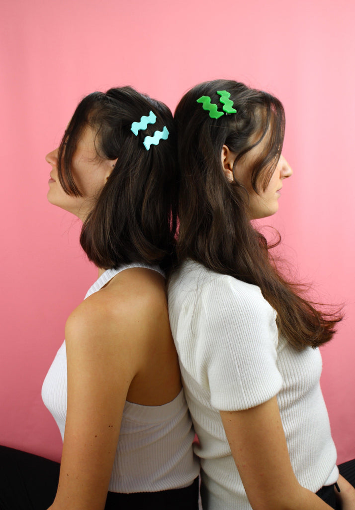 Wavy Green Marble Hair Clips - Sour Cherry