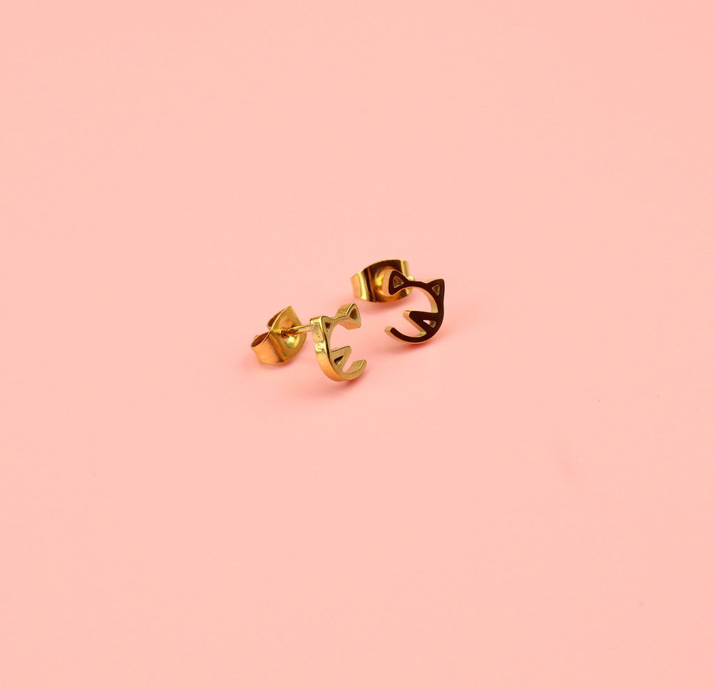 Cat Face Stud Earrings (Gold Plated) - Sour Cherry