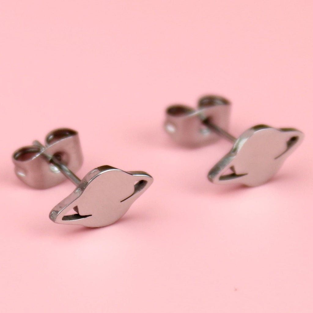 Stainless steel saturn shaped studs