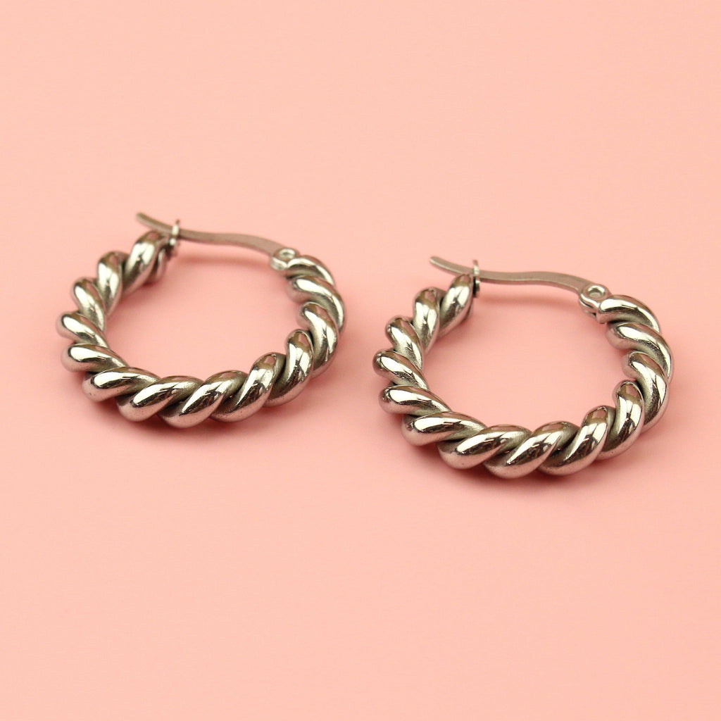 Twist and Shout Hoop Earrings - Sour Cherry
